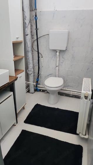 Spațiu comercial, de 65 mp, în Central