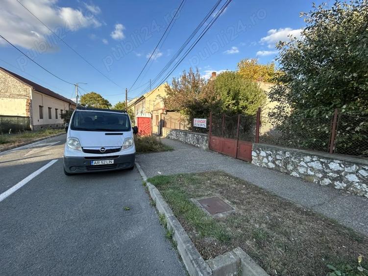 Teren de 720 mp, în Central