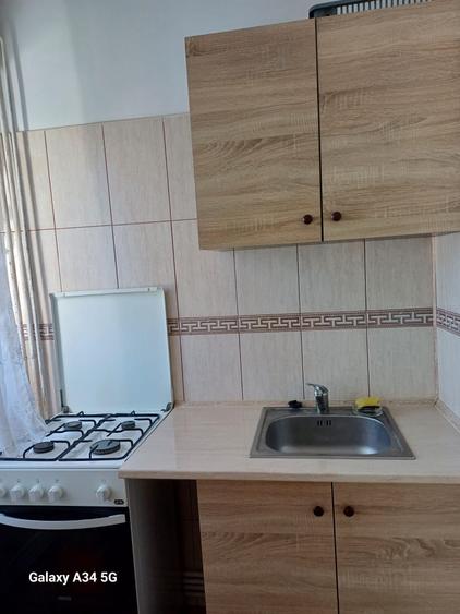 Garsonieră decomandată în Exterior Vest