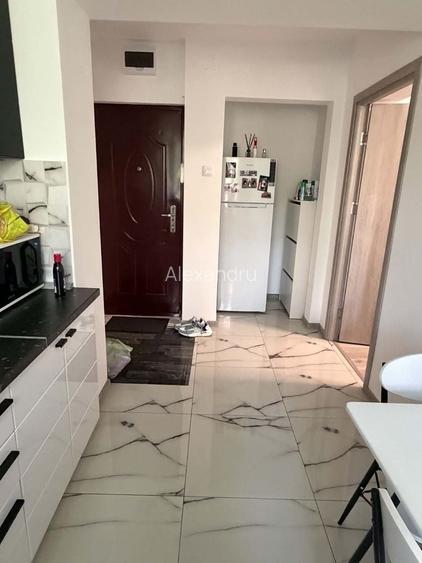 Vand apartament 2 Camere in Caracal ,cartier gara