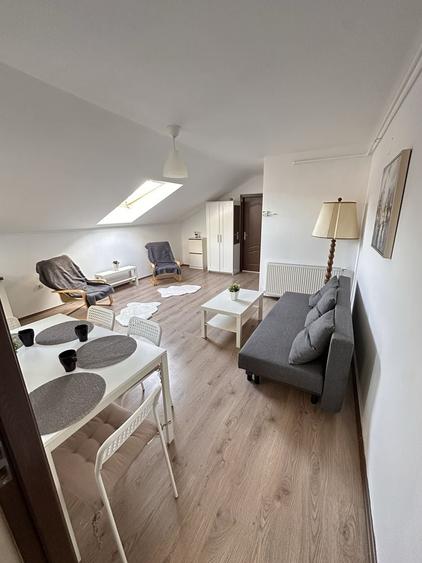 Apartament cu 2 camere decomandat în Florești