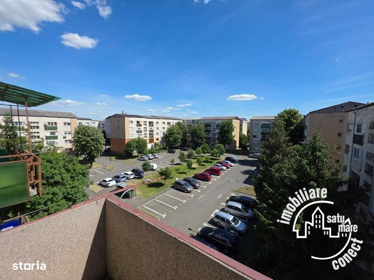Apartament cu 3 camere semidecomandat în Micro 17
