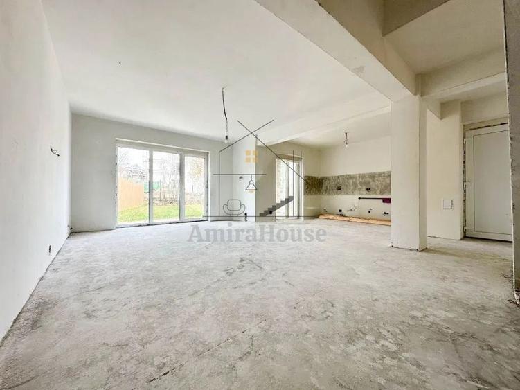 Duplex cu 5 camere cu Canalizare în Feleacu