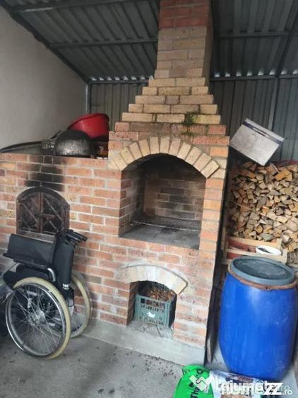 Casă cu 5 camere cu Teren 1000 Mp în Grămești
