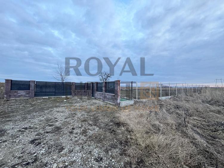 Teren agricol intravilan de 839 mp, în Stupini
