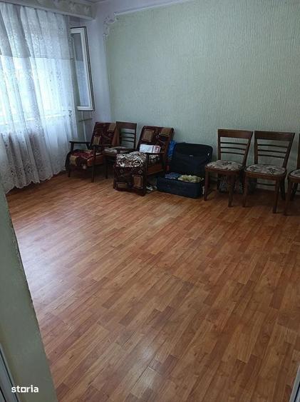 Apartament 2 camere zona Bulevard/ Pasapoarte , et 3 , decomandat - 4