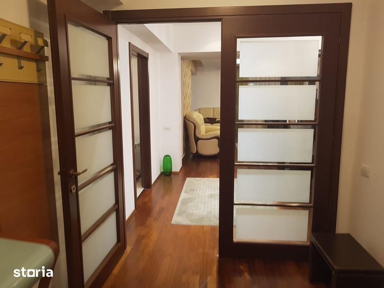 Apartament cu 3 camere în Herăstrău