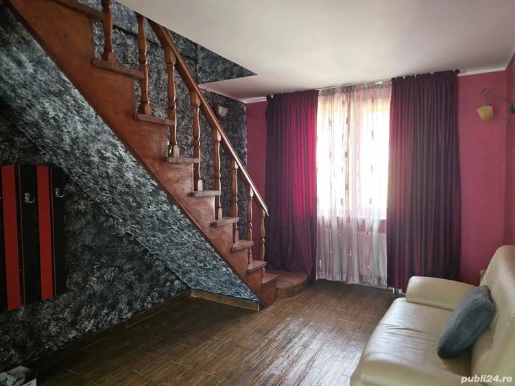 Apartament cu 4 camere decomandat în Central