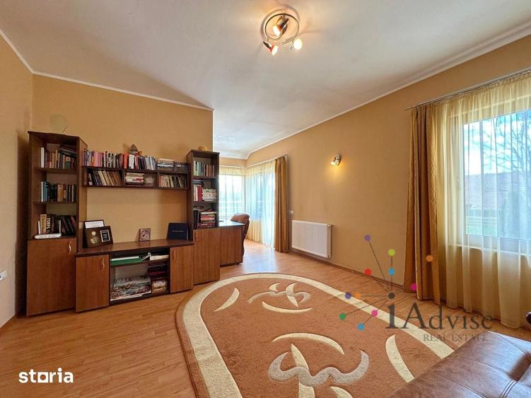 Casă cu 5 camere cu Teren 1500 Mp în Hălchiu