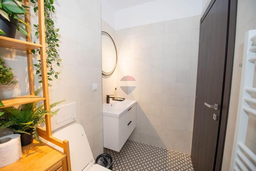 Apartament cu 3 camere decomandat, mobilat în Pipera