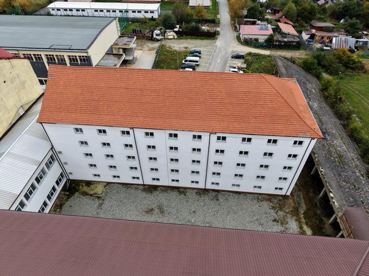Spațiu industrial, de 650 mp, în Mârșa