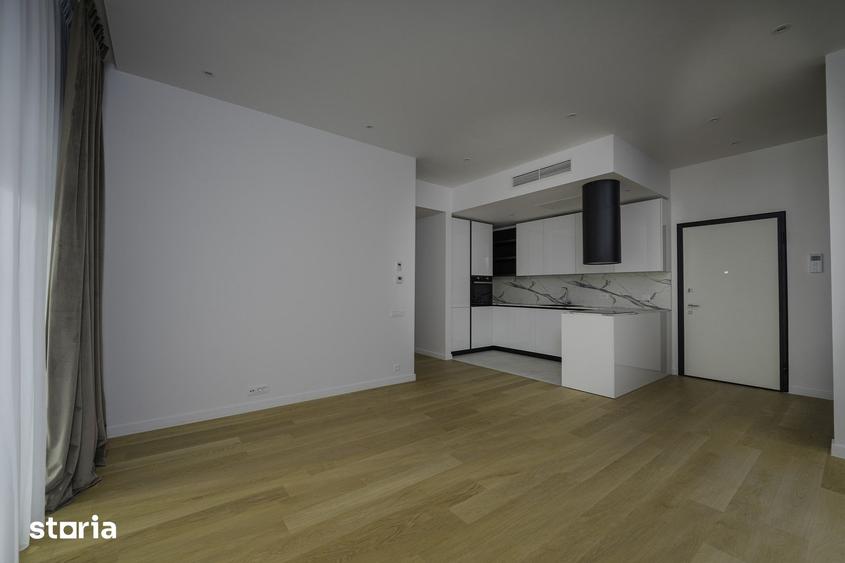 Apartament cu 3 camere în Tei
