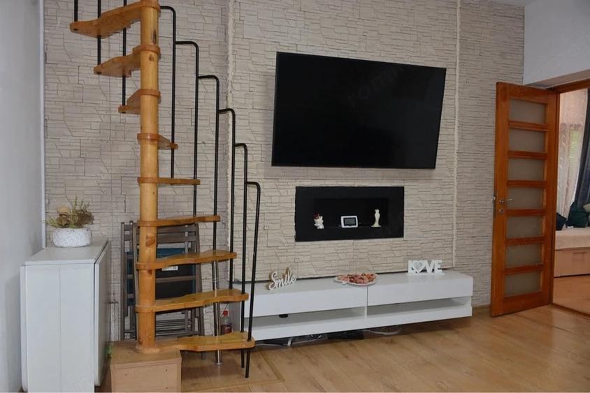Casă cu Teren 250 Mp în Central