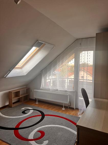 Inchiriez apartament 4 camere - 2