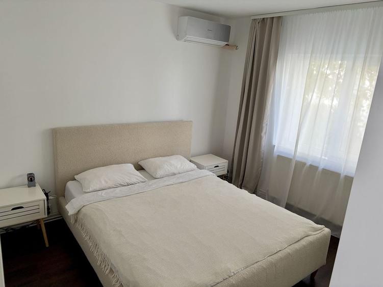 Apartament cu 2 camere decomandat în Între Lacuri
