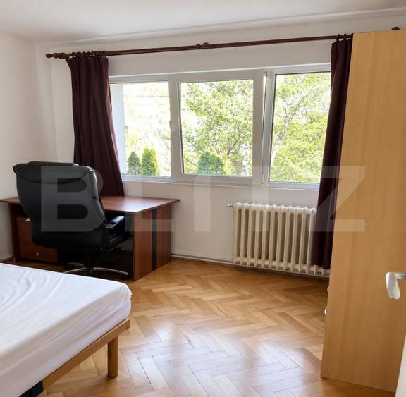 Apartament cu 3 camere semidecomandat, mobilat în Gheorgheni