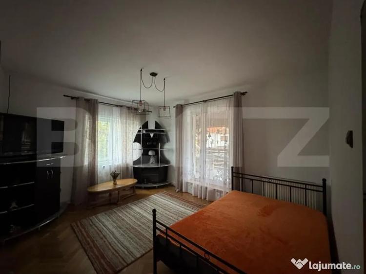 Casă cu 4 camere cu Teren 1000 Mp în Central
