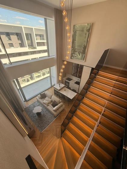 Penthouse cu 3 camere decomandat în Floreasca