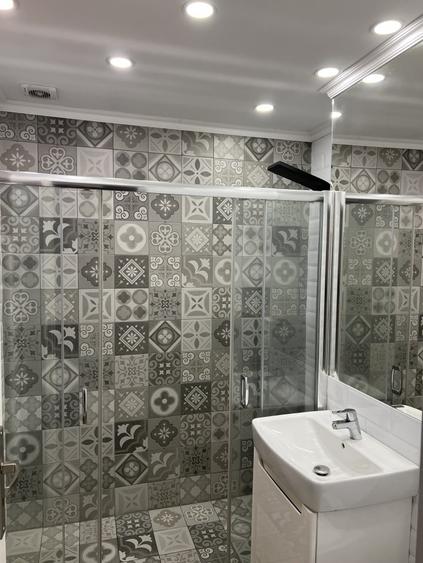 Apartament cu 2 camere decomandat, mobilat în Central