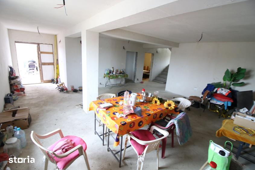 Vila D+P+M Sat Costi ( Floricultura) cu bransamente la utilitati - 15