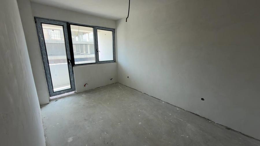 Apartament cu 2 camere decomandat în Hlincea