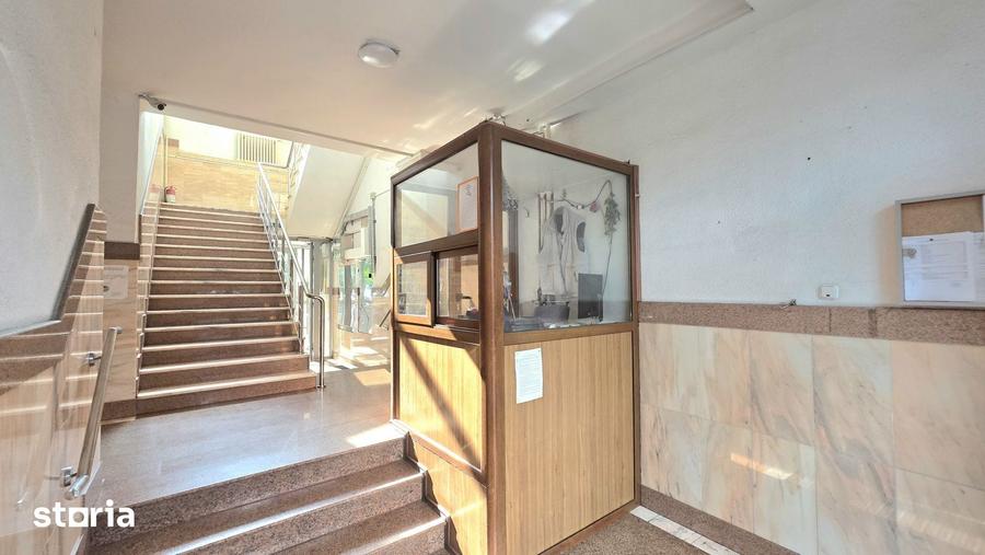 Apartament cu 4 camere în Centrul Civic