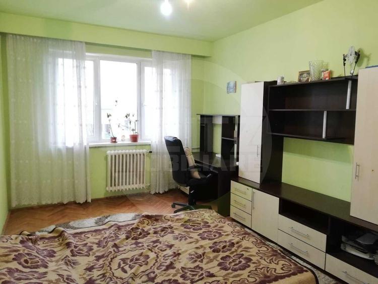 Garsonieră decomandată în Gruia