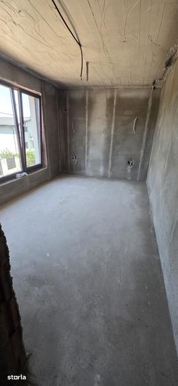 Casă cu 4 camere cu Teren 225 Mp în Berceni