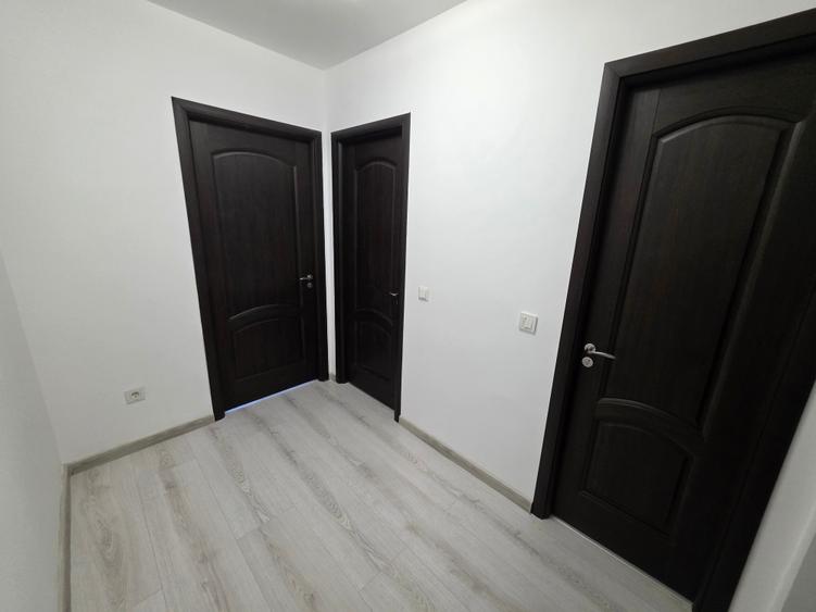 Garsonieră decomandată în Pajura