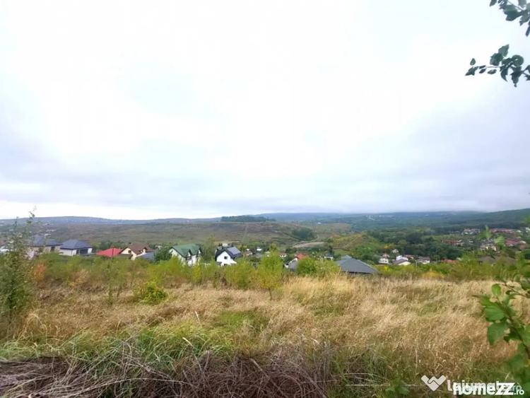 Teren de 1500 mp, în Bârnova