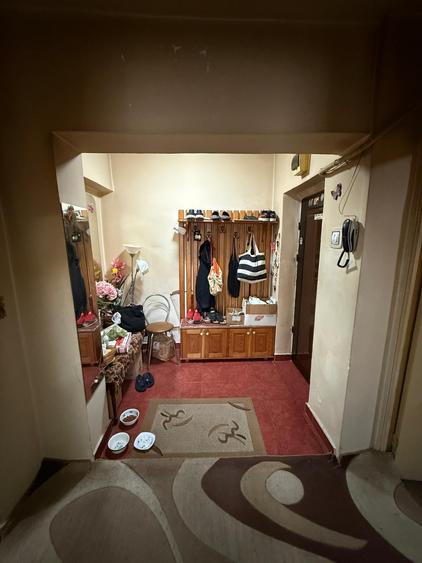 Apartament cu 3 camere decomandat în Păcurari
