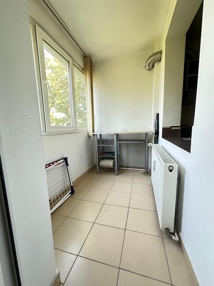 Apartament cu 2 camere decomandat în Drumul Taberei