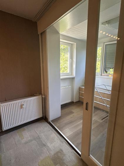 Apartament cu 3 camere semidecomandat în Titan