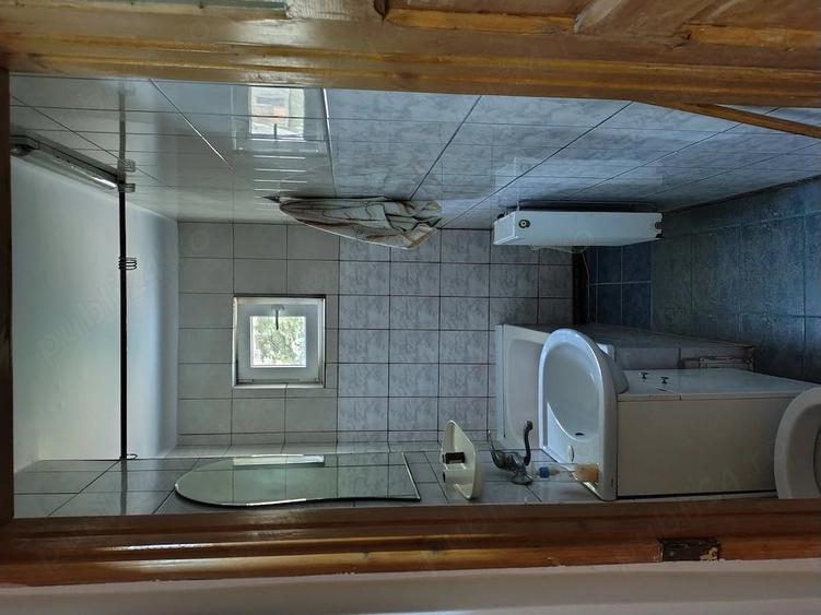 Apartament cu 2 camere nedecomandat în Micro 11