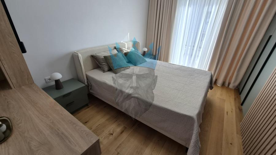 Apartament cu 3 camere decomandat, mobilat în Unirii