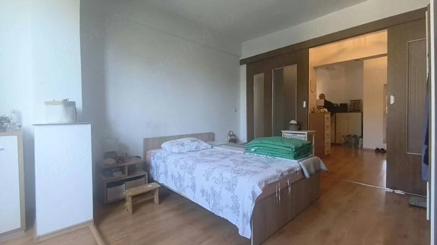 Apartament cu 2 camere decomandat în Progresul