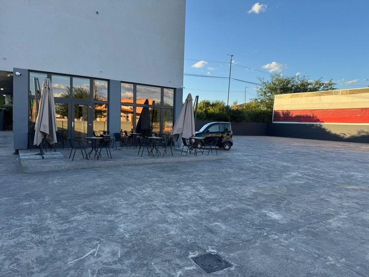 Spațiu comercial, de 140 mp, în Central