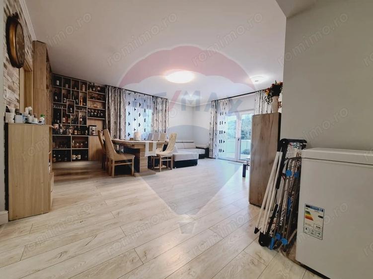 Casă cu 5 camere cu Teren 2100 Mp în Hidiș