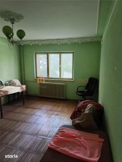 Apartament cu 2 camere decomandat în Nicolina