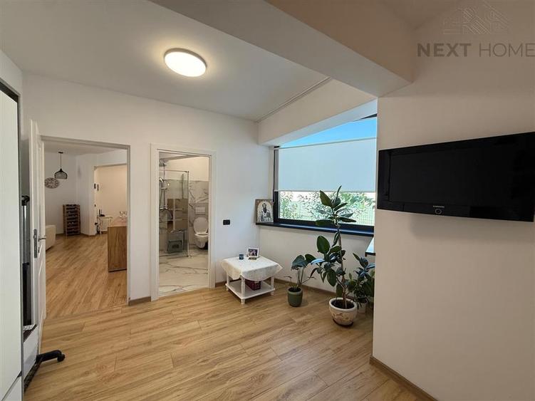 Casă cu 3 camere cu Piscina în Câmpineanca
