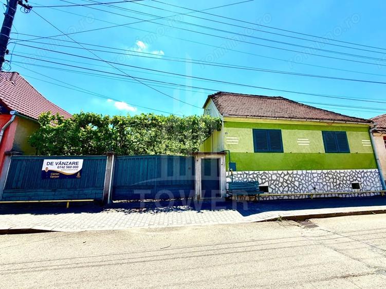 Casă cu 4 camere cu Teren 2300 Mp în Vest