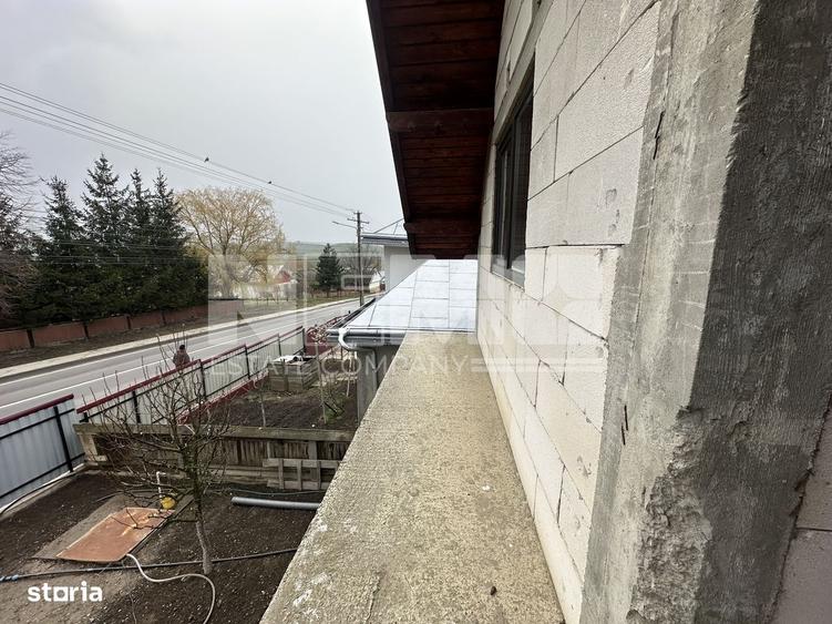 Casă cu 4 camere în Bulai