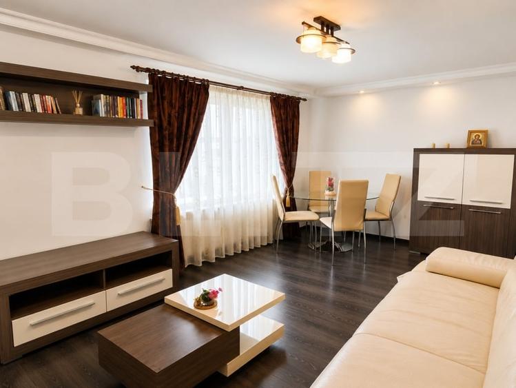 Apartament cu 3 camere de închiriat, zonă excelentă, aproape de școli și magazin - 1