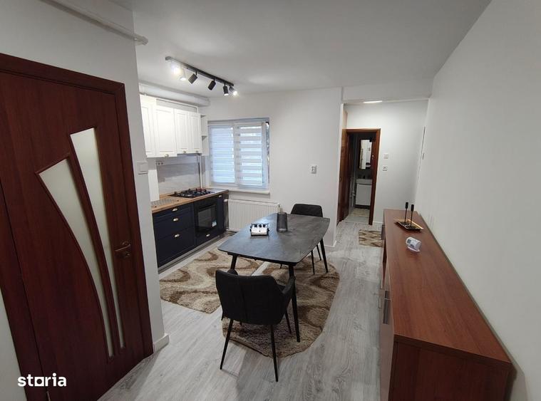 Apartament cu 2 camere decomandat în Cornișa