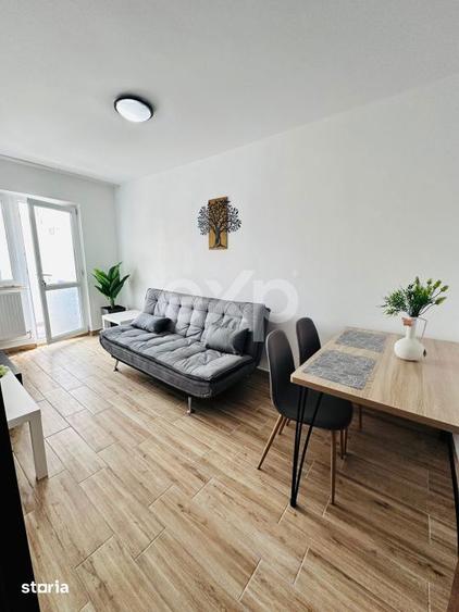 Apartament de vanzare 2 camere, etaj 1 ,Micro 4, - 5