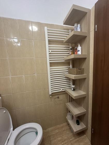 Garsonieră semidecomandată în Titan