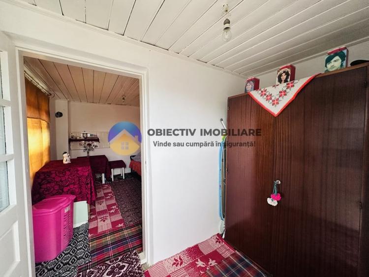 Casă individuală cu 4 camere cu Canalizare în Mărgineni