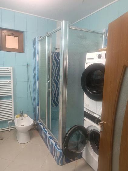Casă cu Teren 365 Mp în Central
