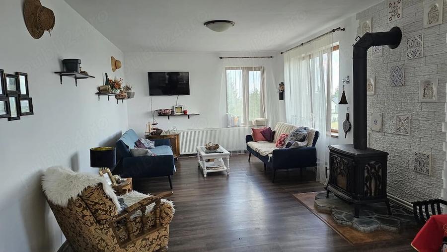 Casă cu 5 camere cu Teren 420 Mp în Paltin