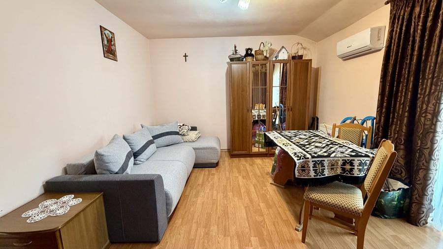 Apartament de 55 mp utili,parcare inclusa,zona Florilor - 5